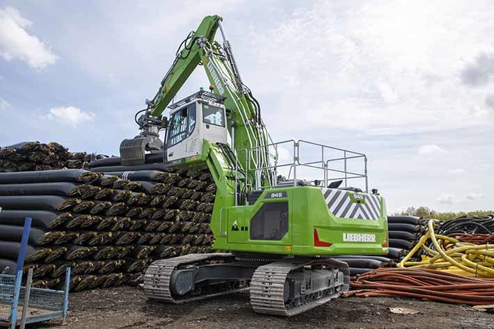 Liebherr Application Center a Colmar: escavatori cingolati personalizzati